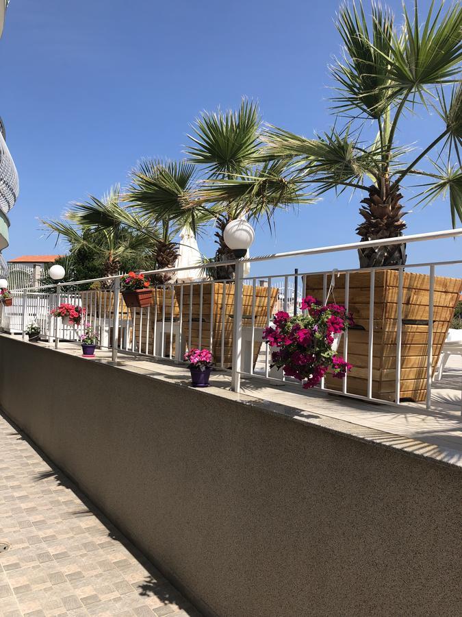 Aparthotel Gardenia Vacation Settlement Sozopol Esterno foto